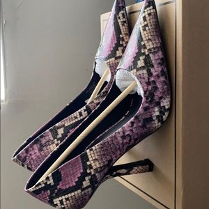 Brand new snake print shoes